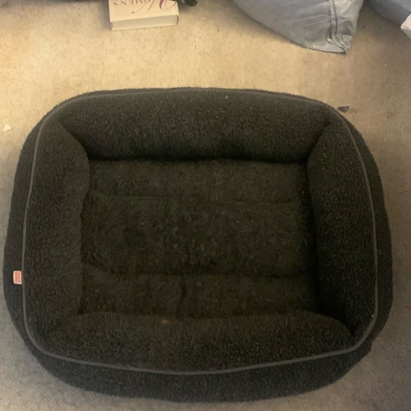 Boots and barley black dog bed! Slightly used—not abused. Dogs under 27pounds - Picture 1 of 4